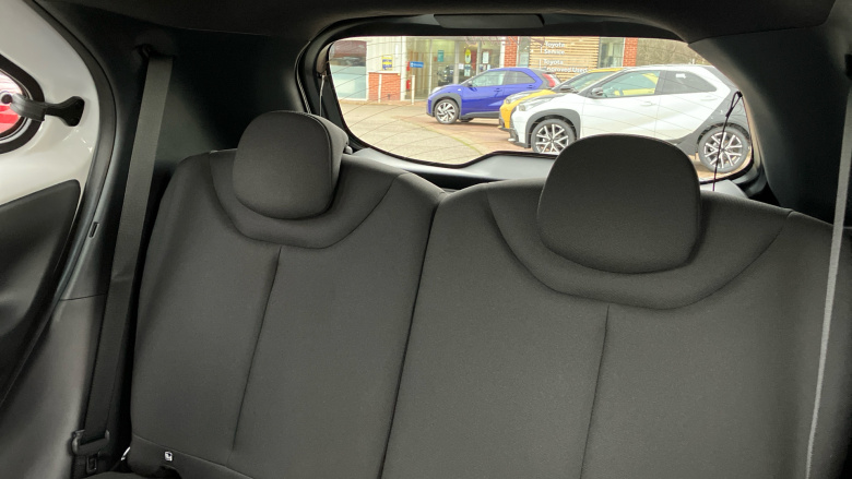 Toyota Aygo X 1.0 VVT-i Edge 5dr Petrol Hatchback